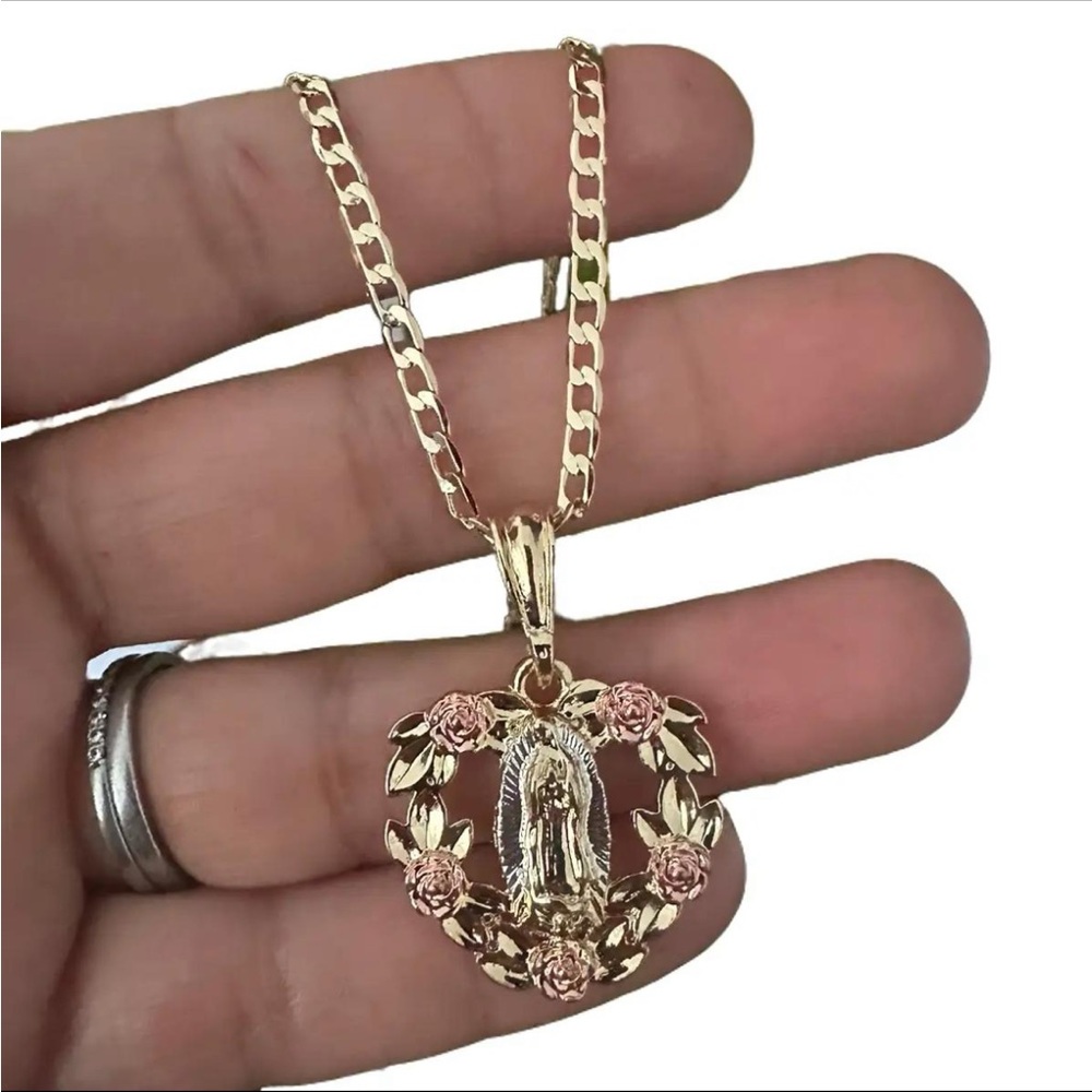 Gold and Rose Pendant Necklace